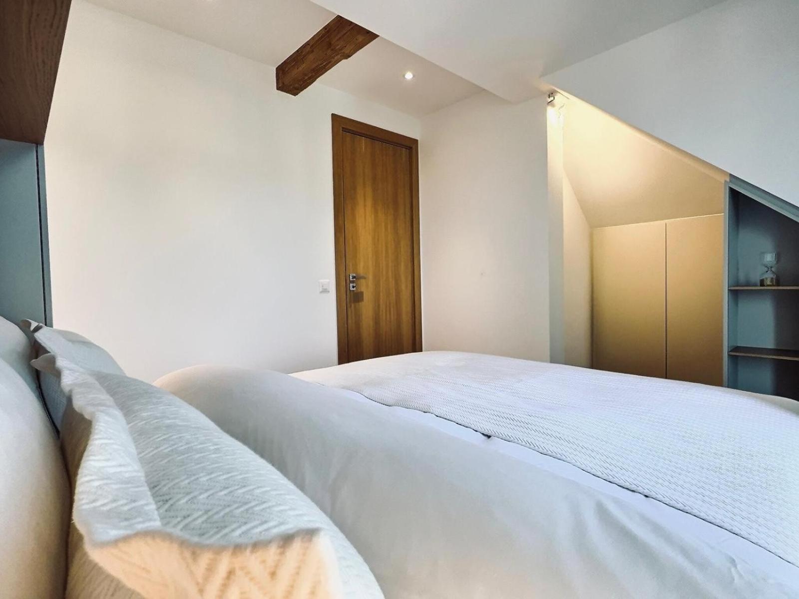 New Luxury Lake View Apartment - Lausanne Exteriör bild